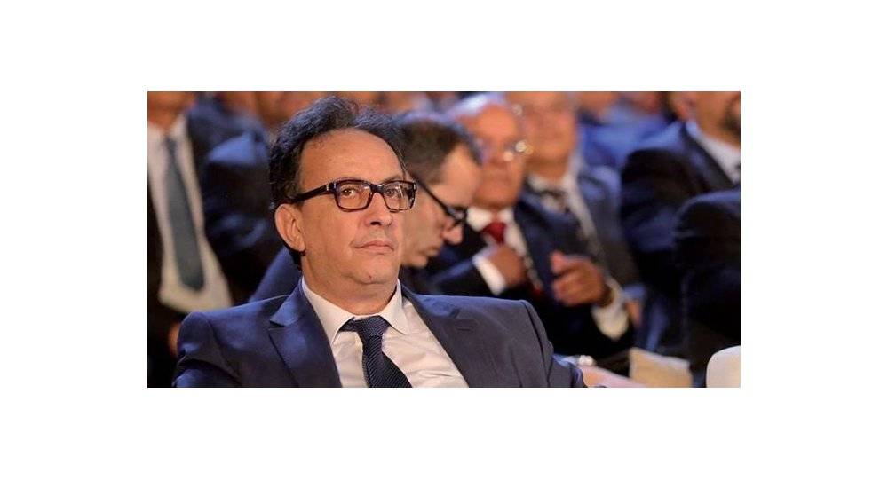 بعد معلومات استخباراتية.. سلطات مطار تونس تفاجئ ابن الرئيس الراحل