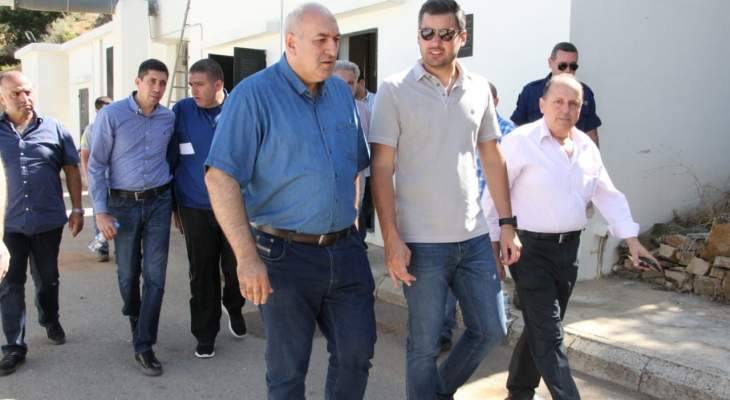 طوني فرنجيه جال على محطتي تكرير مياه الصرف الصحي بعينطورين