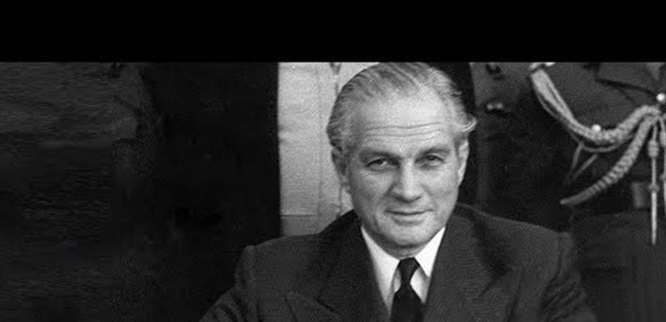 صورة عائلية تعود لعام 1961.. كميل وداني وترايسي شمعون والزمن الجميل!