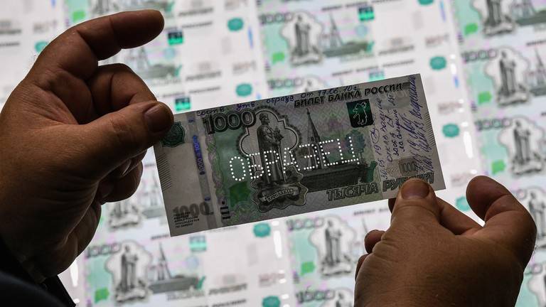 بوتين: الدخل ينمو بوتيرة إيجابية لكن الديناميكية ككل غير مرضية