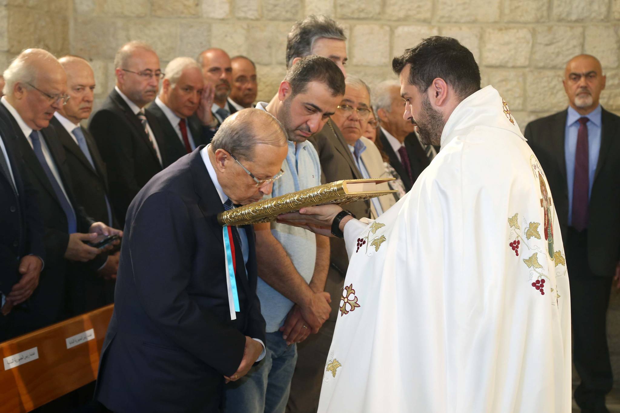 رئيس الجمهورية شارك في قداس سيدة التلة في دير القمر