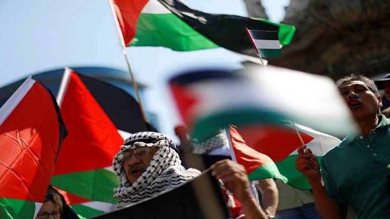 استنكار فلسطيني بعد إجراء الخارجية الأمريكية على موقعها الإلكتروني