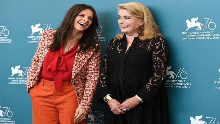 افتتاح مهرجان البندقية السينمائي الدولي الـ76