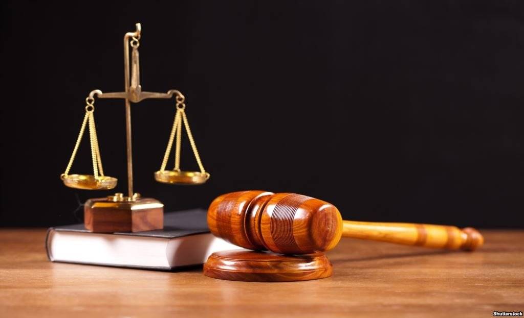 إدمون كسبار احدى حكاياته تصفيق المحكمة الفرنسية لقانونيته الناجحة