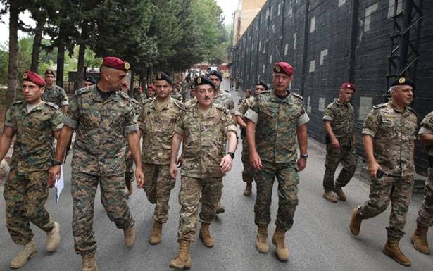 رئيس الأركان تفقد فوج المغاوير في روميه: الوضع الأمني تحت السيطرة بفضل جهوزيتنا