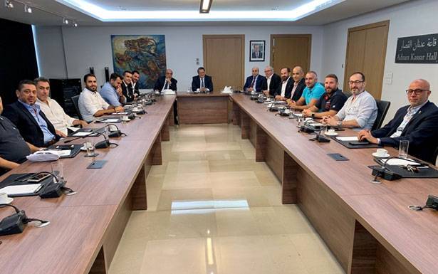 شقير يعرض وتجّار الخلوي أوضاع القطاع