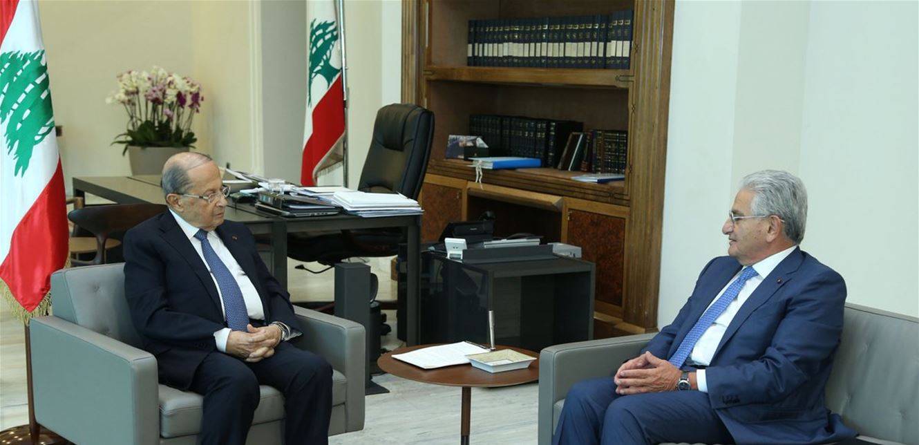 عون يعرض الوضع المالي مع صفير