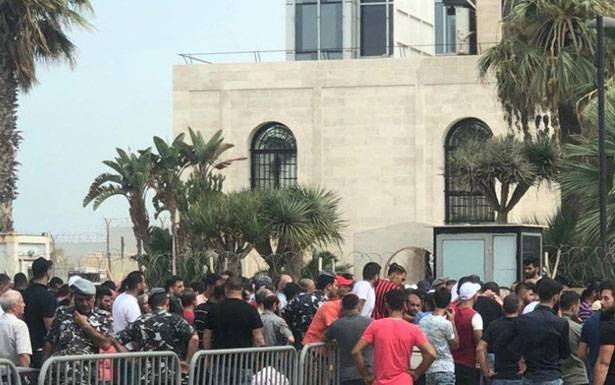 سفيرة كندا لشباب طرابلس: قدّموا طلبات هجرة وسأرفعها الى دولتي لدراستها