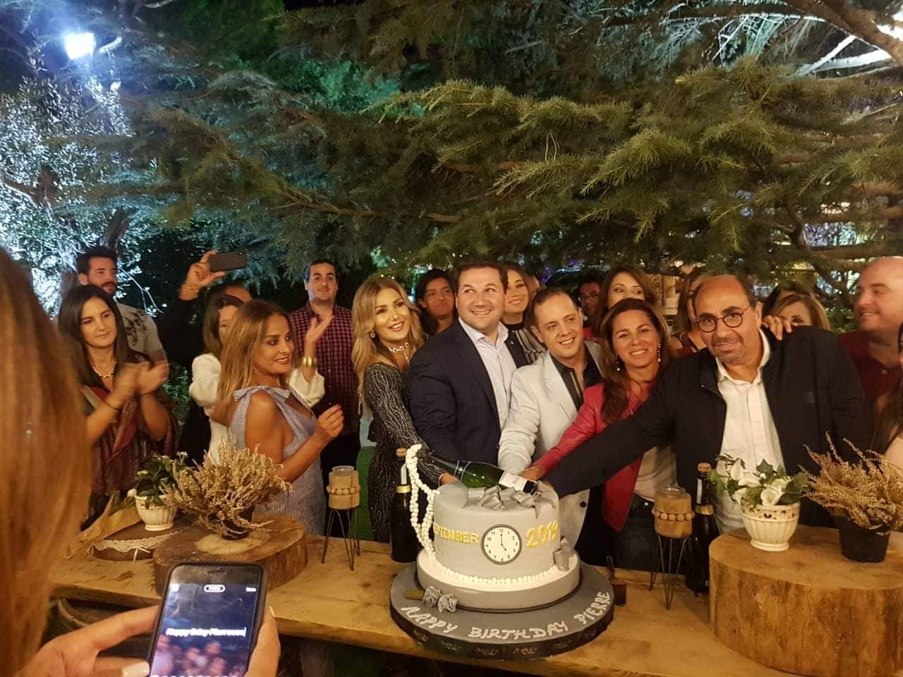 بالصور: بيار البايع يحتفل بعيد ميلاده!