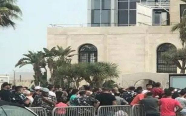 هذا مما جرى في اجتماع الطرابلسيين مع السفيرة الكندية