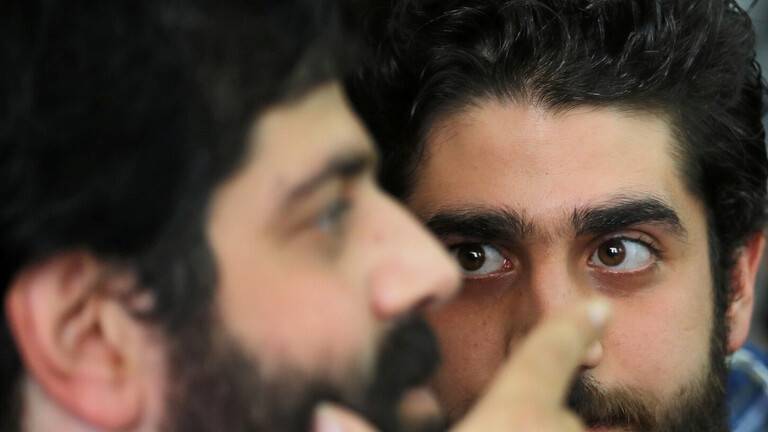 الكشف عن تفاصيل جديدة حول وفاة نجل مرسي الأصغر ومكان دفنه