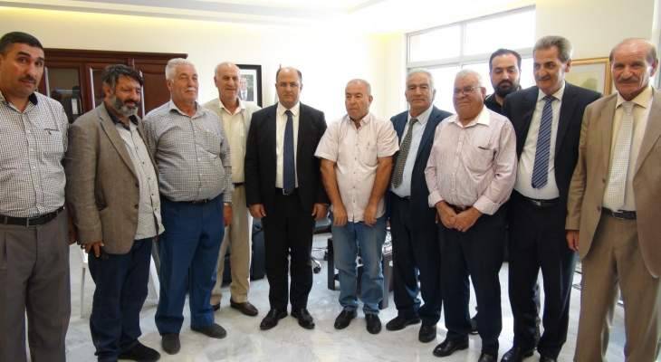 وزير الزراعة استقبل وفداً من مزارعي القمح في البقاع وعكار