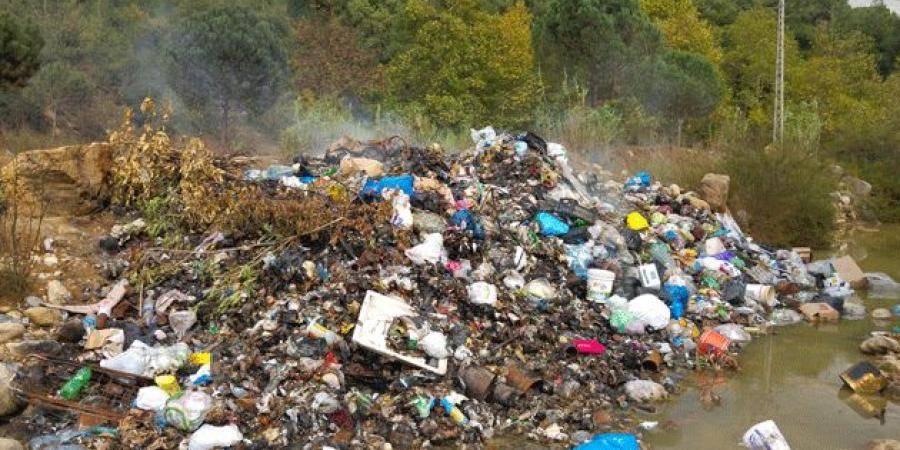 اجتماع في قائمقامية زغرتا بحث في استكمال خطة النفايات