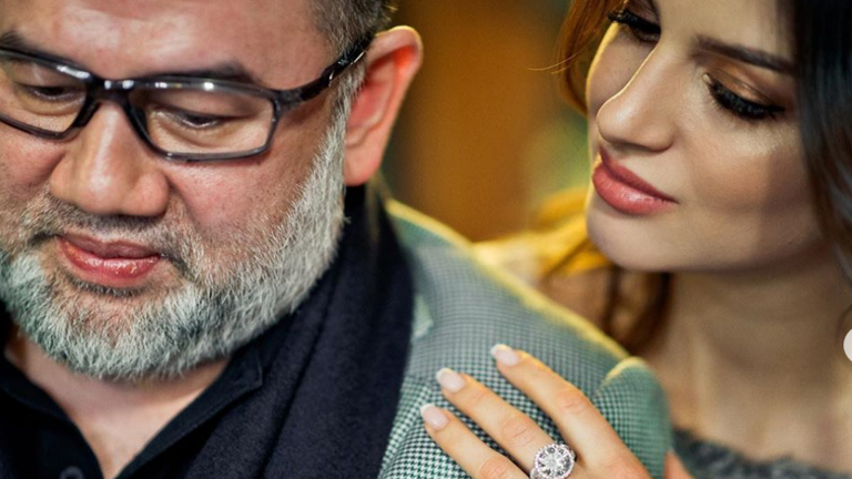 القصر الملكي في ماليزيا يصدر بيانا غير مسبوق بخصوص طلاق السلطان محمد