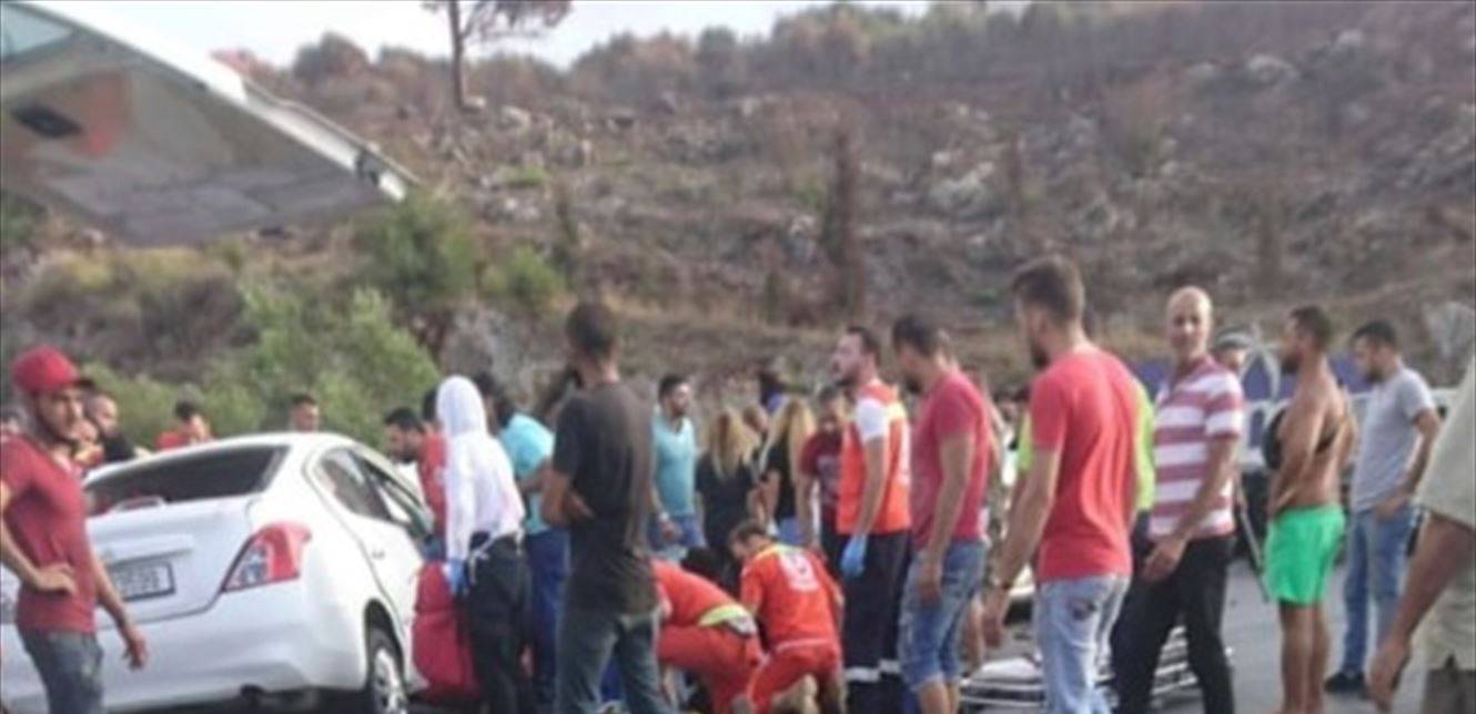 بالصور: وفاة سيّدتين بحادث سير عند جسر البالما