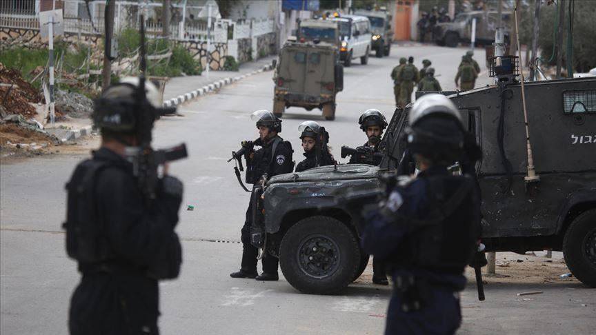 الجيش الإسرائيلي: اعتقال 3 فلسطينيين تسللوا من غزة