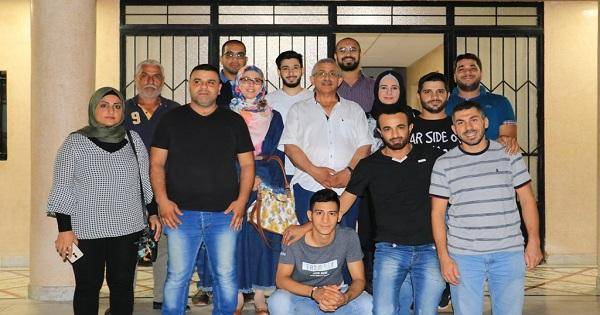 موظفو مستشفى صيدا الحكومي يزورون أسامة سعد ويشكرونه على وقوفه إلى جانبهم