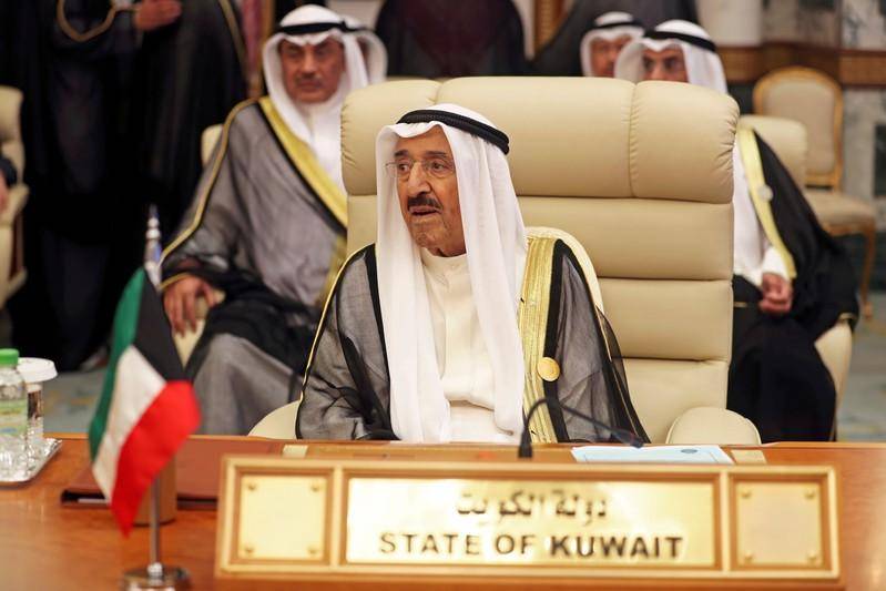 وكالة: أمير الكويت يجري فحوصا طبية في مستشفى بأمريكا وتأجيل لقائه بترامب
