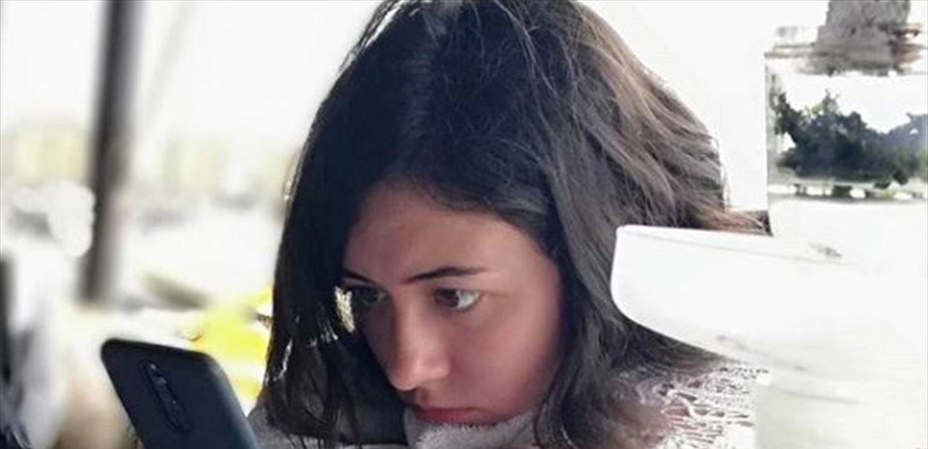 هذه الجميلة ابنة ممثل عربي شهير (صورة)