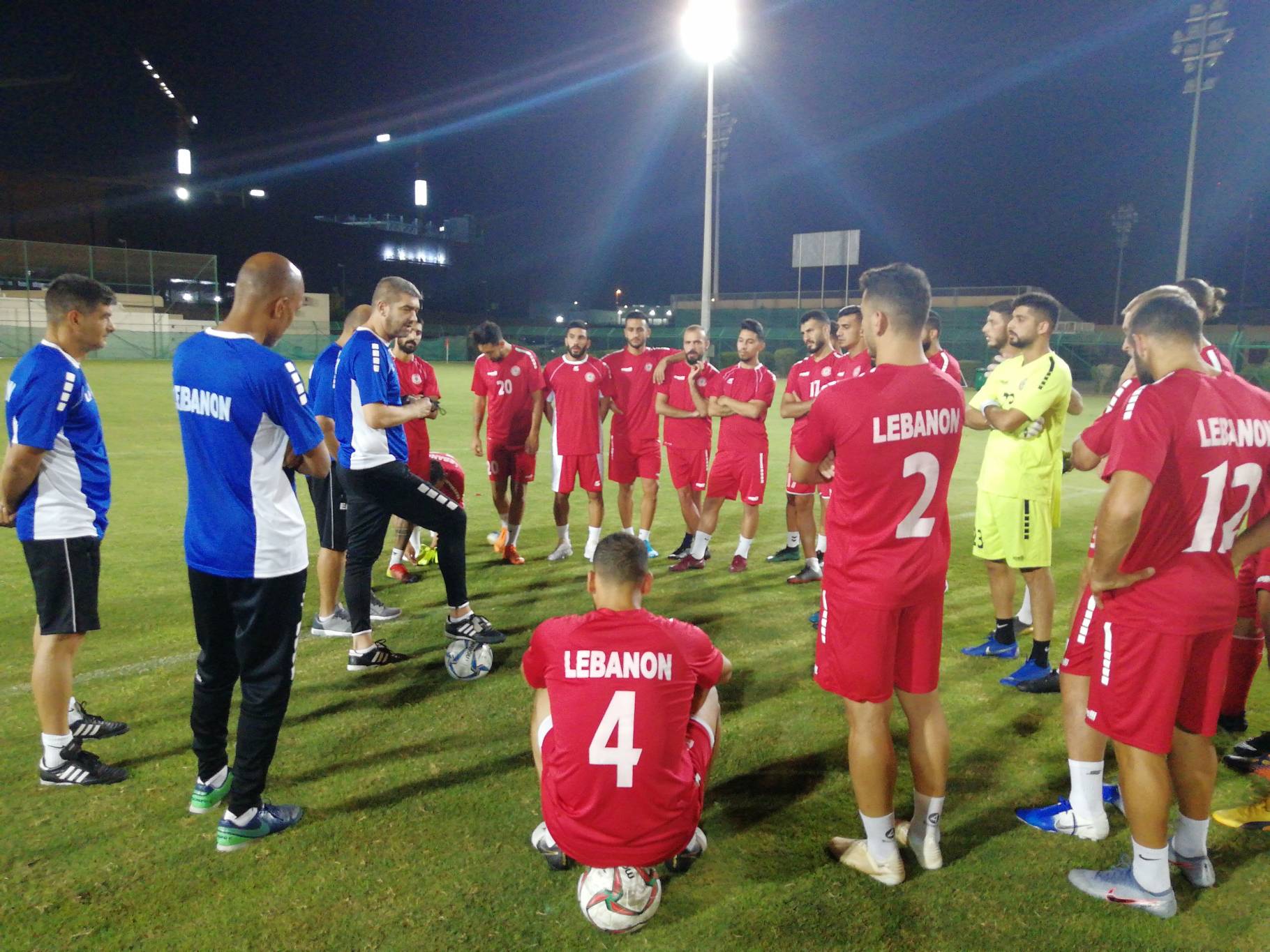 منتخب لبنان انتقل من بيونغ يانغ الــى مسقط لمواجهة عُمان وديــاً غــــداً