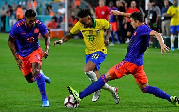 تــــعادل الـــبرازيـــل مـــع كولومبيا (2-2)