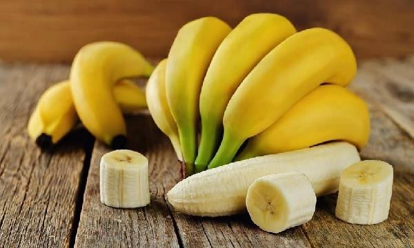 موزة  على الإفطار.. العلم يحذر من "أسرع وجبة ممكنة"