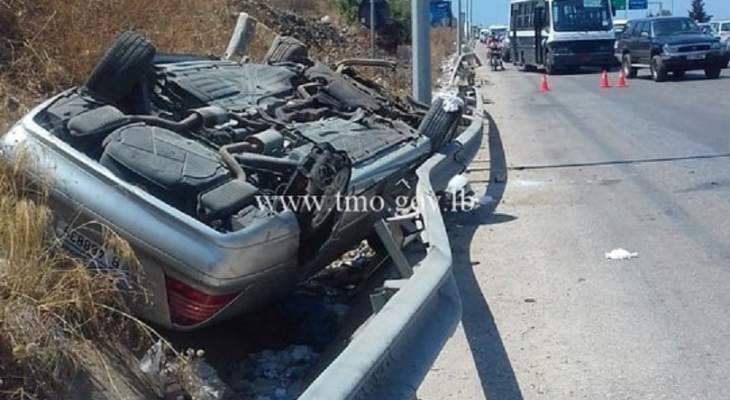 التحكم المروري: جريحان نتيجة تدهور سيارة بمحلة كفريا في الكورة