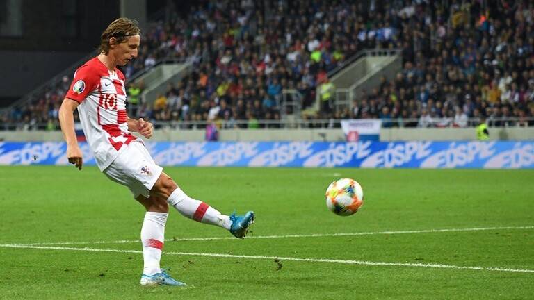شاهد.. كرواتيا تسقط في مصيدة أذربيجان في تصفيات "يورو 2020"