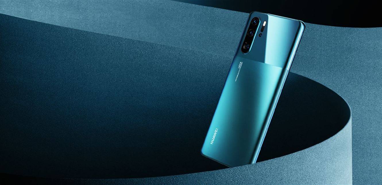 سلسلة هواتف "HUAWEI P30" تحدد معياراً جديداً لأناقة الهاتف الذكي مع تصاميمها وألوانها الفريدة