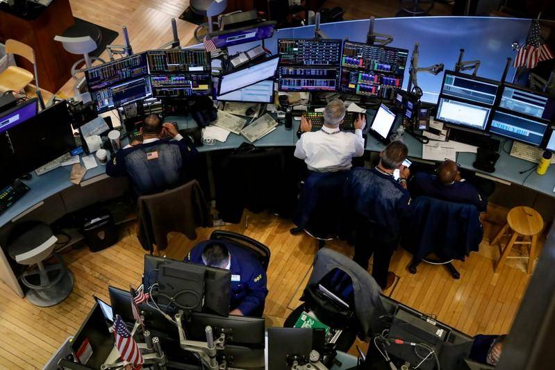 بورصة وول ستريت تغلق مرتفعة بدعم من آمال التجارة وتحفيز من المركزي الأوروبي