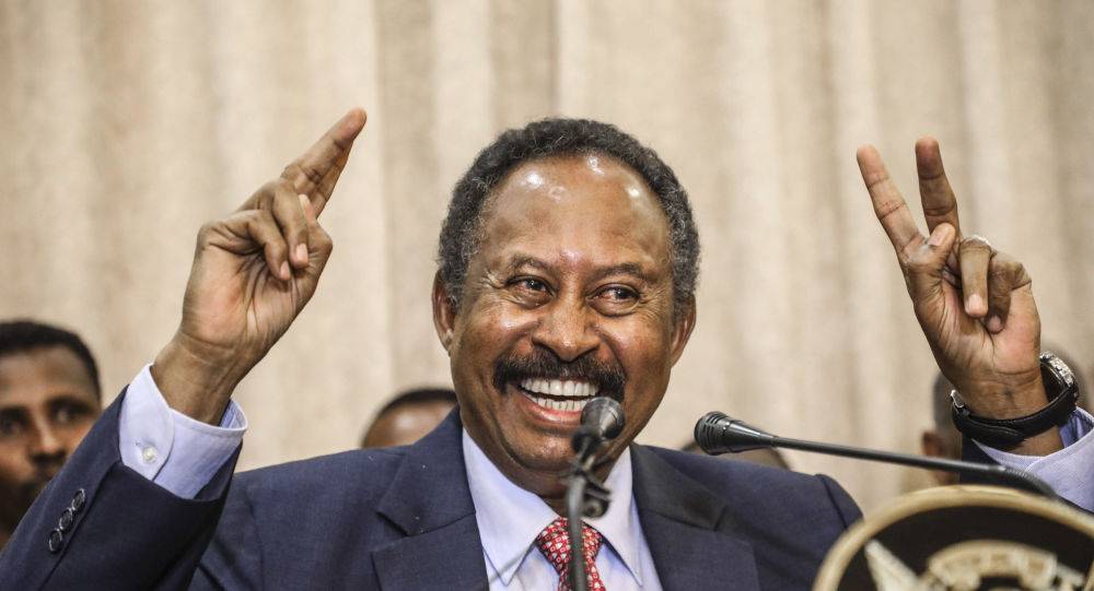 حمدوك: نطمح إلى علاقات لا سقف لها مع جنوب السودان