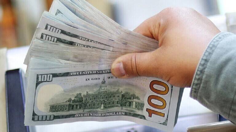 ما جنته دول عربية من ارتفاع الذهب؟