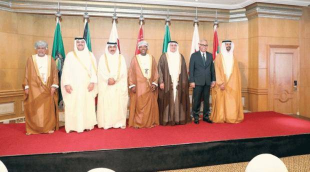 تعزيز فعالية السياسات النقدية وإدارة السيولة المحلية بالكفاءة – لجنة محافظي مؤسسات النقد بدول المجلس تناقش نظم المدفوعات والتقنيات