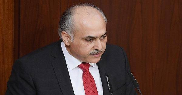 أبو الحسن: تعلموا التناغم الايجابي من المايسترو!