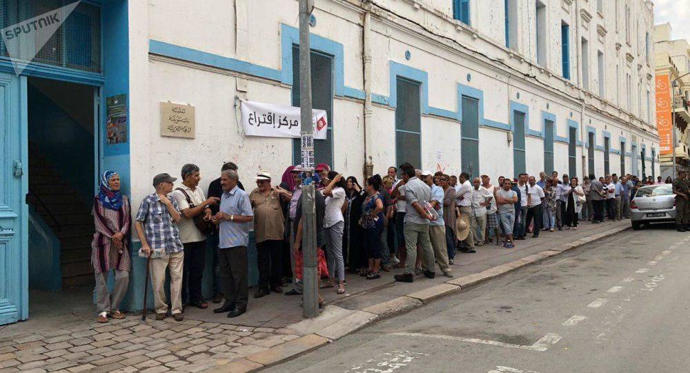 رئيس الهيئة العليا للانتخابات الرئاسية التونسية يكشف نسبة المشاركة