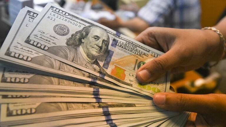 روسيا لن تقترض بالدولار في 2020