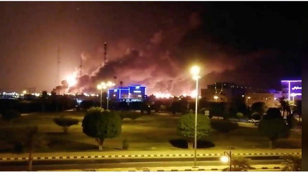 مصدر: عودة إمدادات النفط السعودية بالكامل قد تستغرق أسابيع