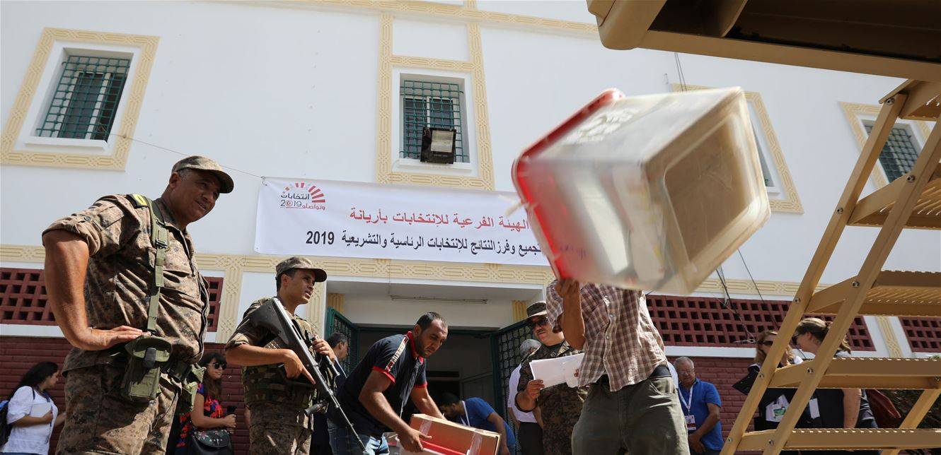 وسط تعزيزات أمنية مشددة.. تونس تنتخب رئيسها والعين على جولة ثانية