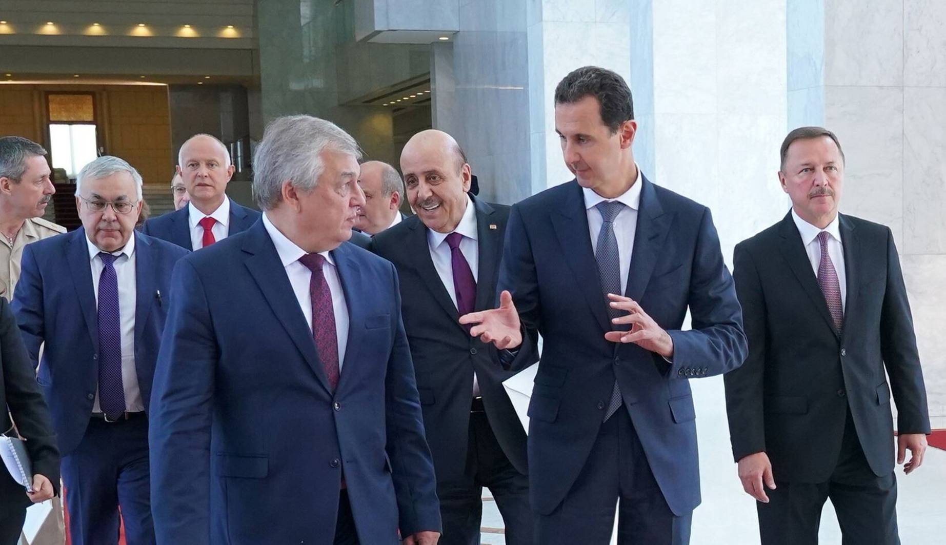 الأسد يستقبل موفد بوتين ويصدر عفواً عاماً
