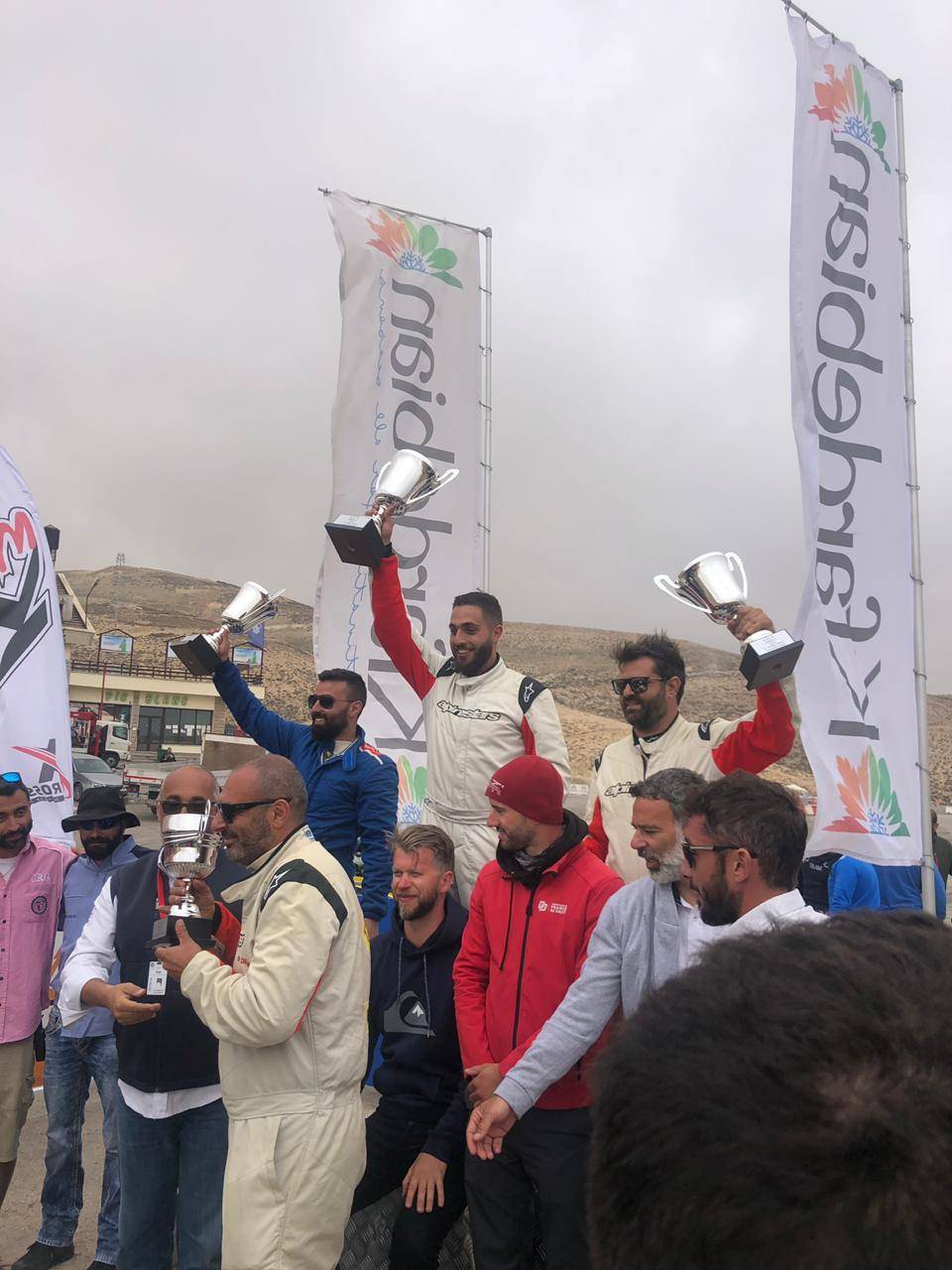 البطل مايك دغفل يفوز بنهائي بطولة الانجراف ويحرز المركز الأوّل!