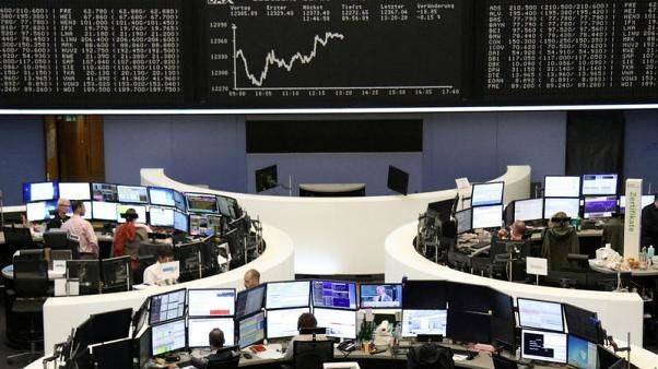 انخفاض أسهم أوروبا مدفوعة بتراجع شركات السلع الفاخرة