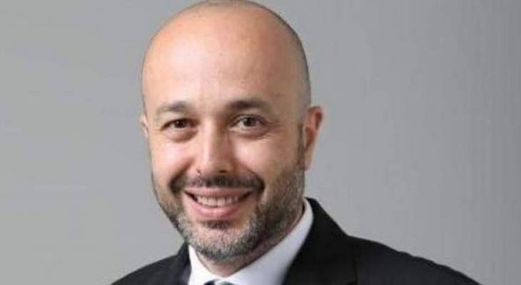 قرداحي: لبنان يتميز بسداد ديونه على الوقت رغم سوء ادارته