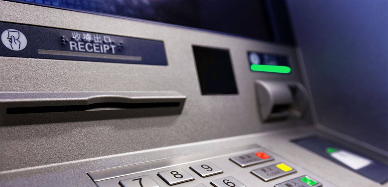 أزمة "ATM": لا سحوبات بالدولار من هذه المصارف.. وتجميد الحسابات الأونلاين؟