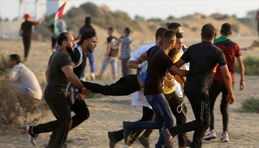 إصابة 15 فلسطينيا في مواجهات مع الجيش الإسرائيلي