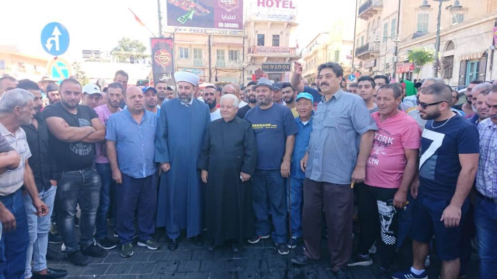 اعتصام لسائقي سيارات الأجرة الخصوصية في بعلبك احتجاجا على منعهم من العمل
