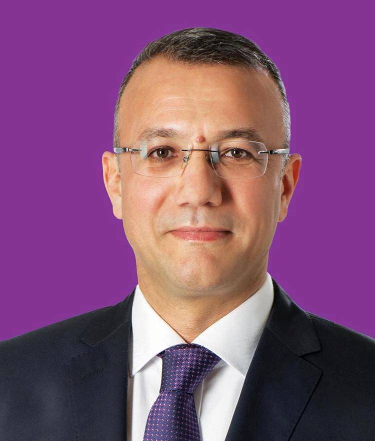 درويش: نطالب الدولة بحقوق الناجحين في مجلس الخدمة