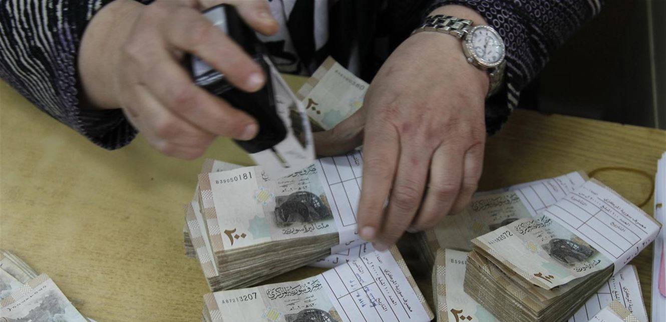 دمشق تحجز على أموال 150 رجل أعمال.. بعضهم يعمل بمناطق سيطرة الجيش! (صور)