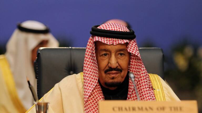 العاهل السعودي يفتتح مطار الملك عبد العزيز الدولي الجديد