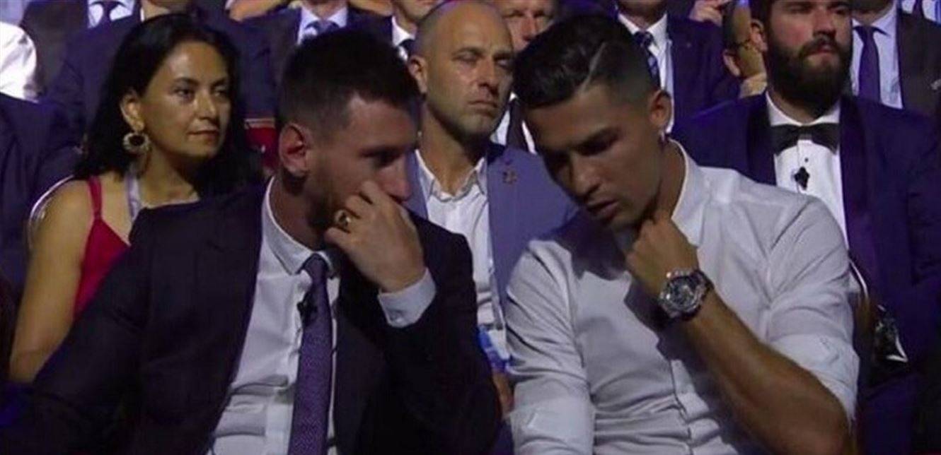 ما لم يفعله رونالدو لميسي في أي جائزة فردية.. فعله الأخير له