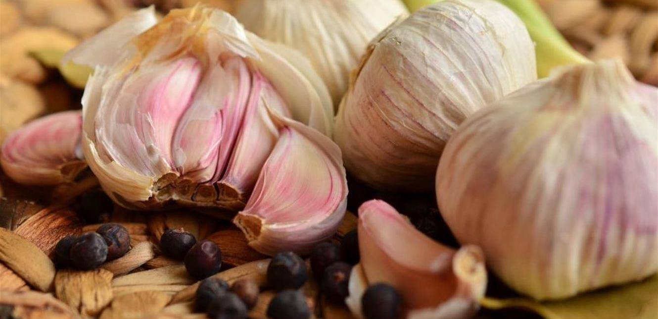 تناولي البصل والثوم وحاربي بها هذا المرض الخطير